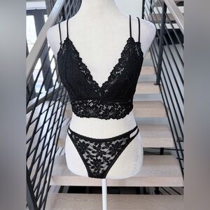 Pink Victoria Secret Bra Lace Bralette & Lace Bikini Panty Set size S